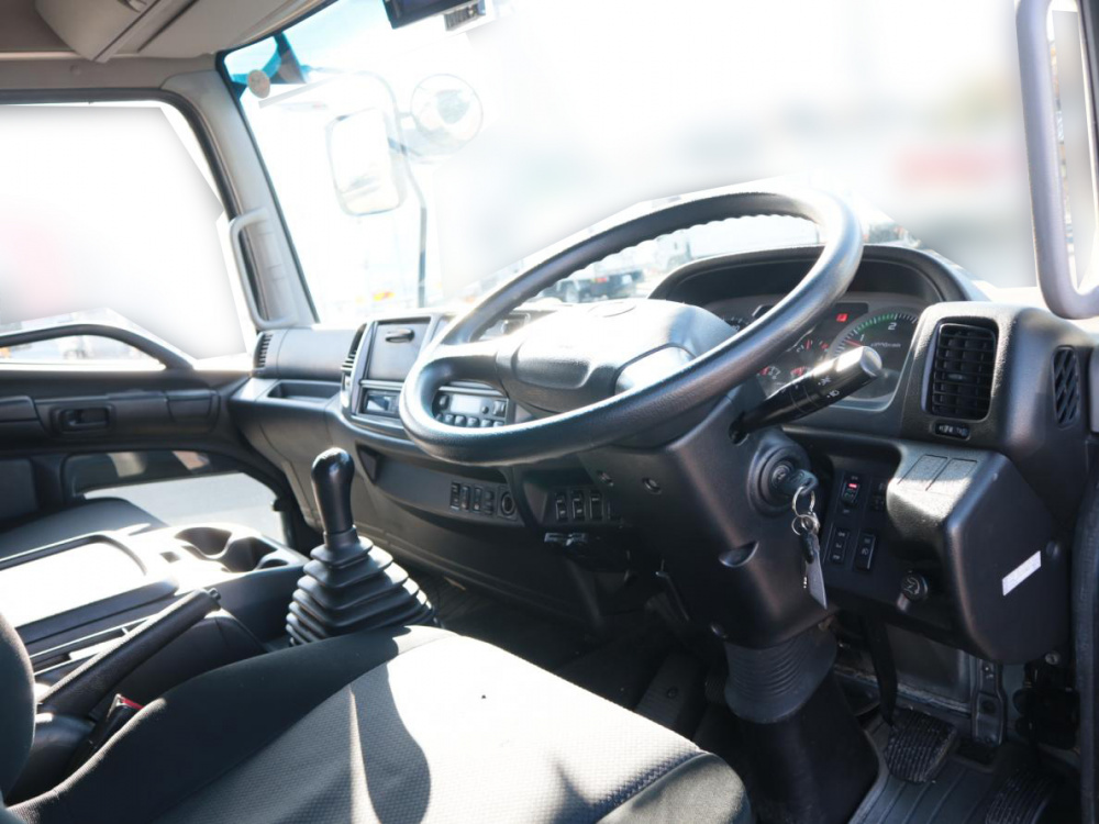 日野 レンジャー 冷凍ウイング 中型 TKG-FD9JLAG 年式 H26[写真12]