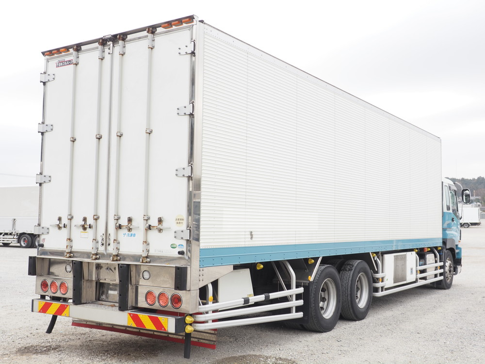 いすゞ ギガ 冷凍バン 大型 QKG-CYL77A 年式 H24[写真05]