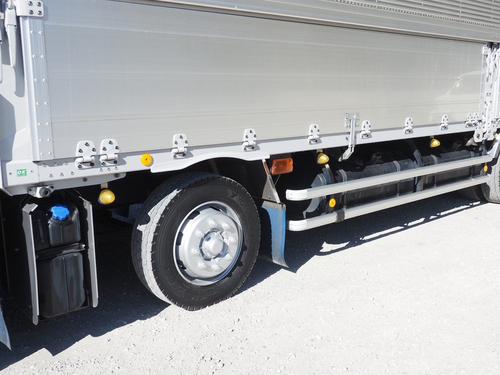 いすゞ ギガ ウイング車 大型 2PG-CYJ77C 年式 H30[写真15]