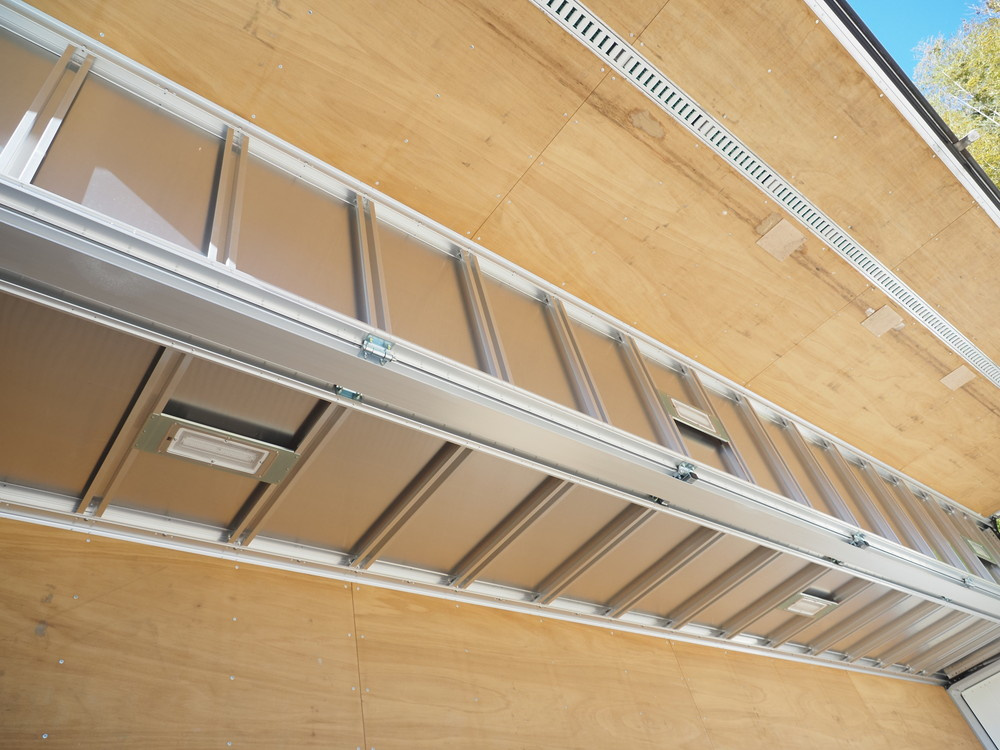 いすゞ ギガ ウイング車 大型 2PG-CYJ77C 年式 H30[写真21]