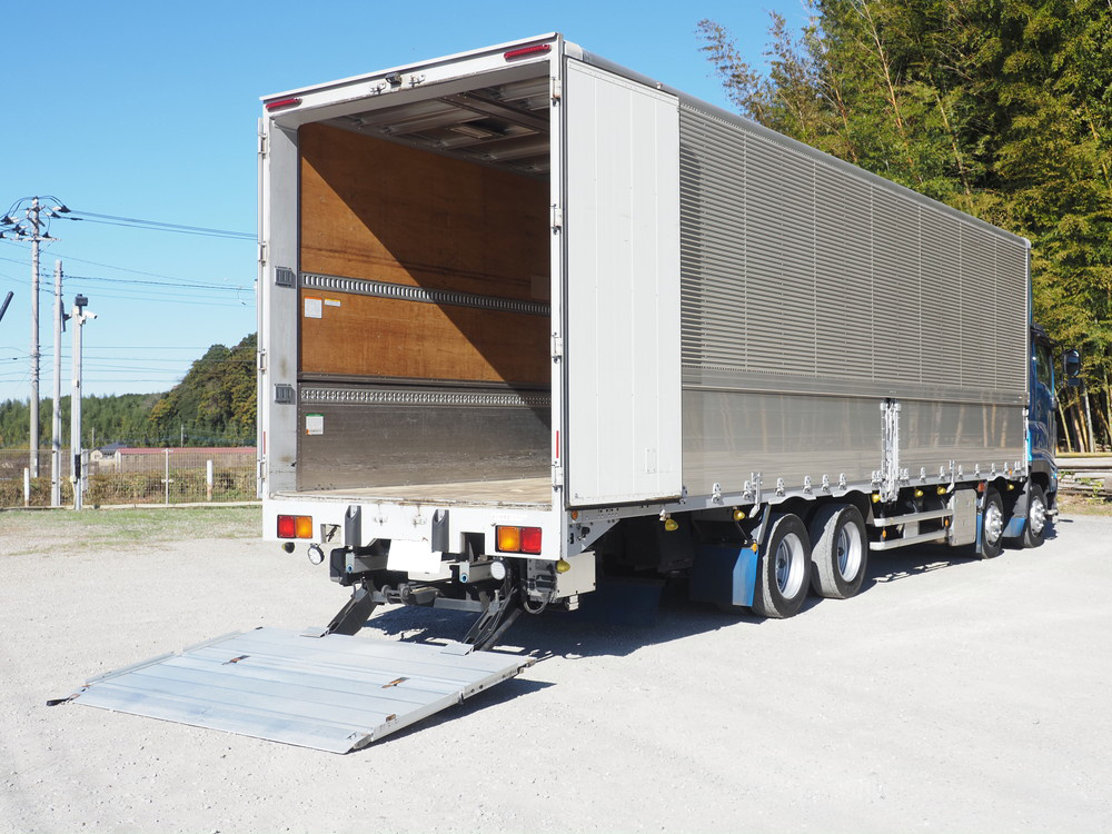 いすゞ ギガ ウイング車 大型 2PG-CYJ77C 年式 H30[写真28]