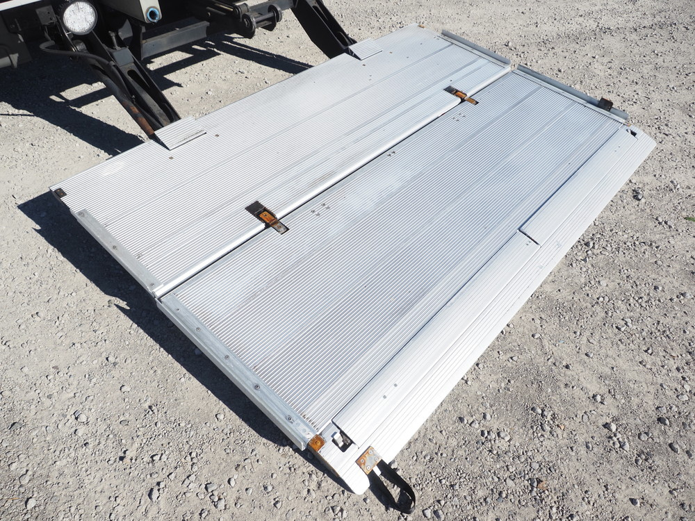 いすゞ ギガ ウイング車 大型 2PG-CYJ77C 年式 H30[写真29]