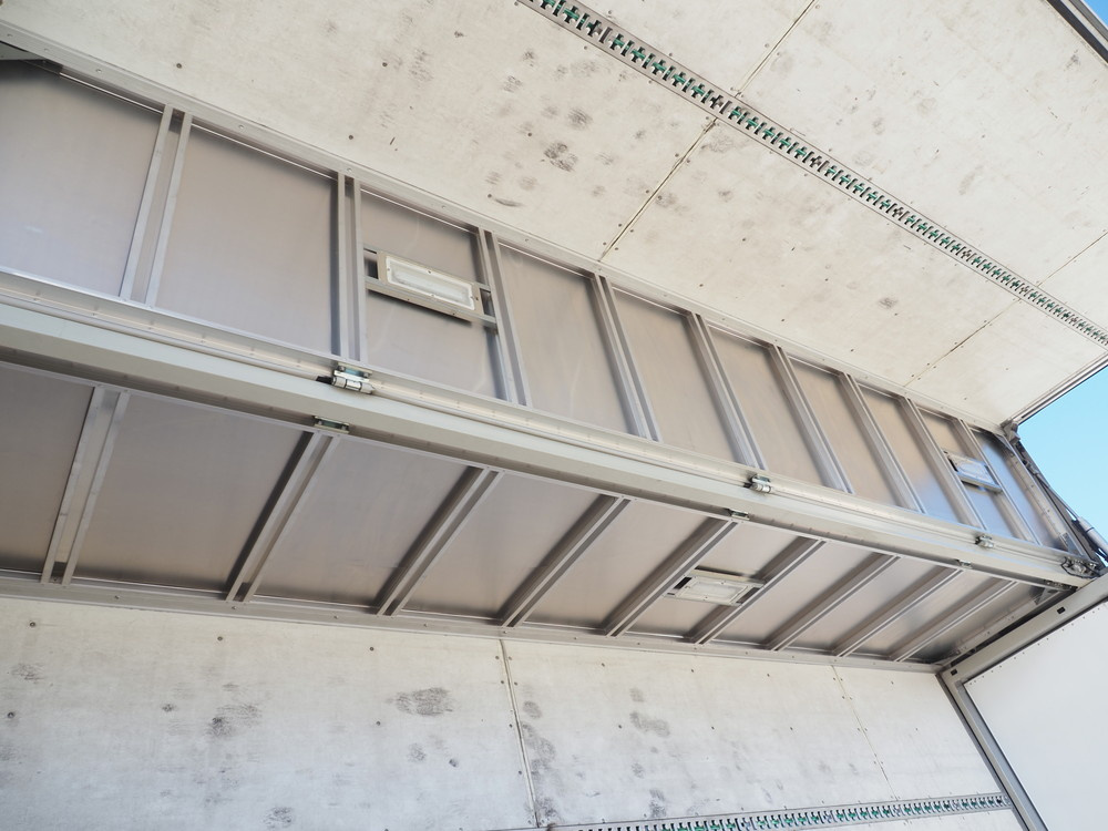 いすゞ フォワード ウイング車 中型 TKG-FRR90T2 年式 H27[写真21]