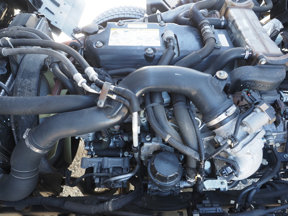 いすゞ フォワード ウイング車 中型 TKG-FRR90T2 年式 H27[写真51]