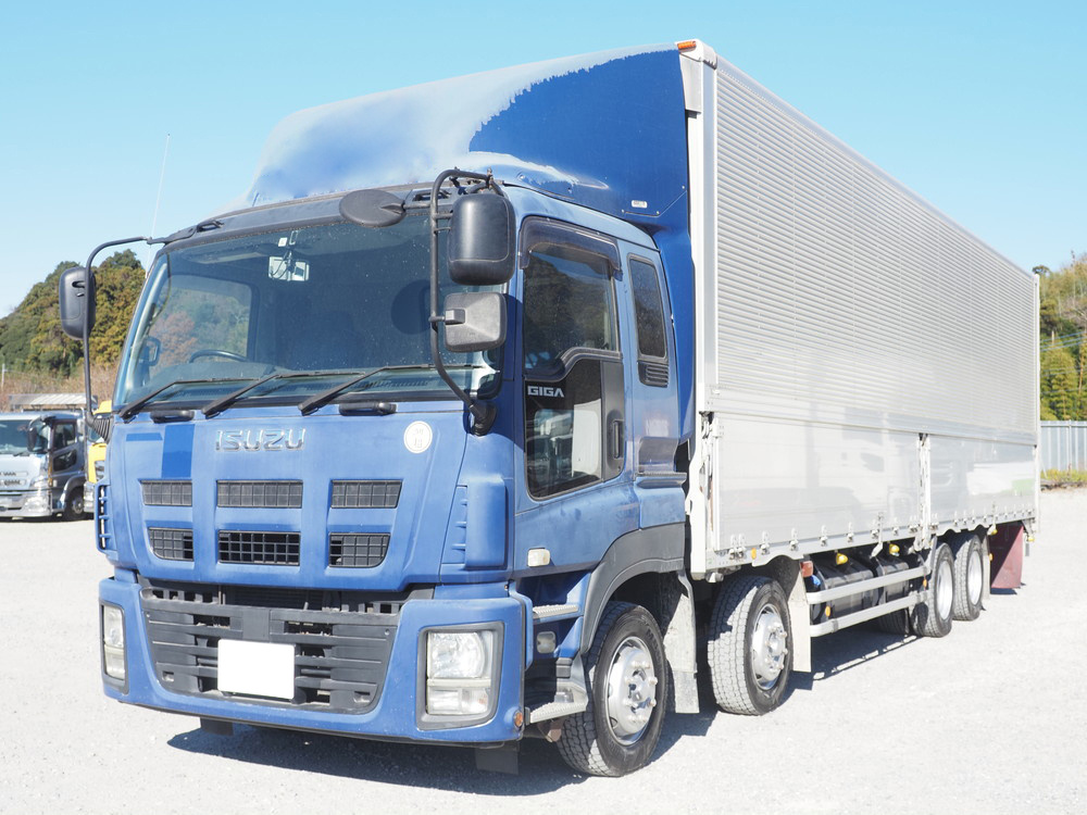 いすゞ ギガ ウイング車 大型 QKG-CYJ77A 年式 H27[写真01]