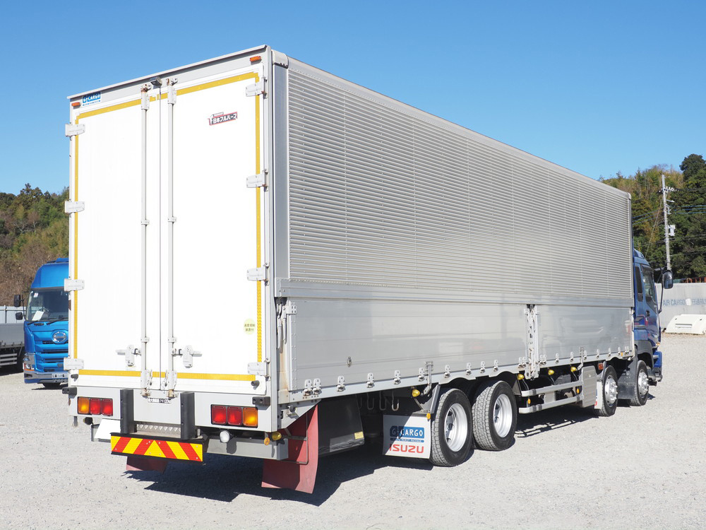 いすゞ ギガ ウイング車 大型 QKG-CYJ77A 年式 H27[写真05]