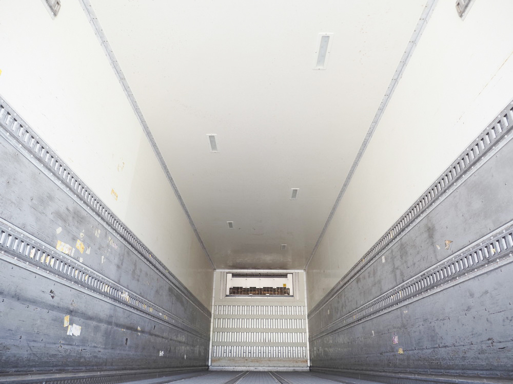 日野 プロフィア 冷凍バン 大型 2DG-FW1AHJ 年式 R1[写真18]