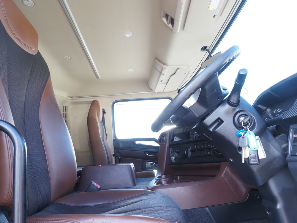 日野 プロフィア 冷凍バン 大型 2DG-FW1AHJ 年式 R1[写真28]