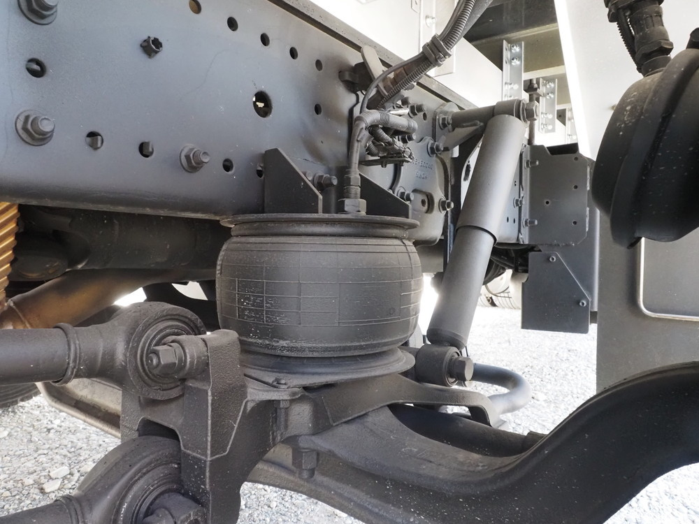 日野 プロフィア 冷凍バン 大型 2DG-FW1AHJ 年式 R1[写真40]