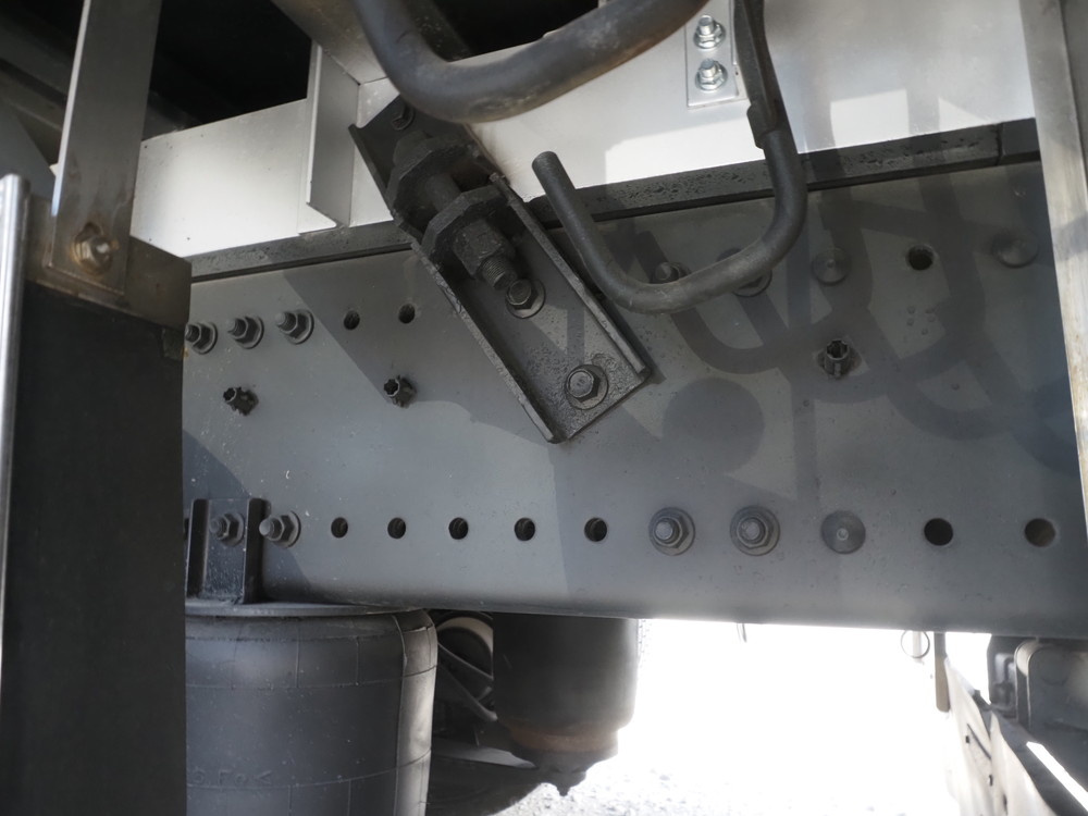 日野 プロフィア 冷凍バン 大型 2DG-FW1AHJ 年式 R1[写真46]