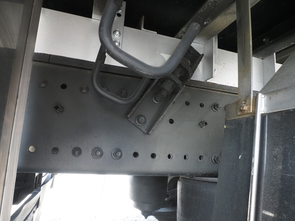 日野 プロフィア 冷凍バン 大型 2DG-FW1AHJ 年式 R1[写真44]