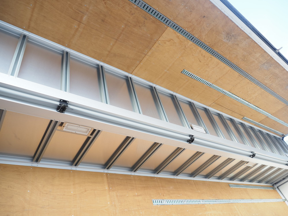 日野 プロフィア ウイング車 大型 QPG-FW1EXEG 年式 H29[写真24]