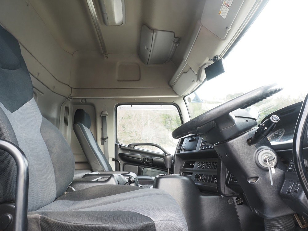 日野 プロフィア ウイング車 大型 QPG-FW1EXEG 年式 H29[写真35]