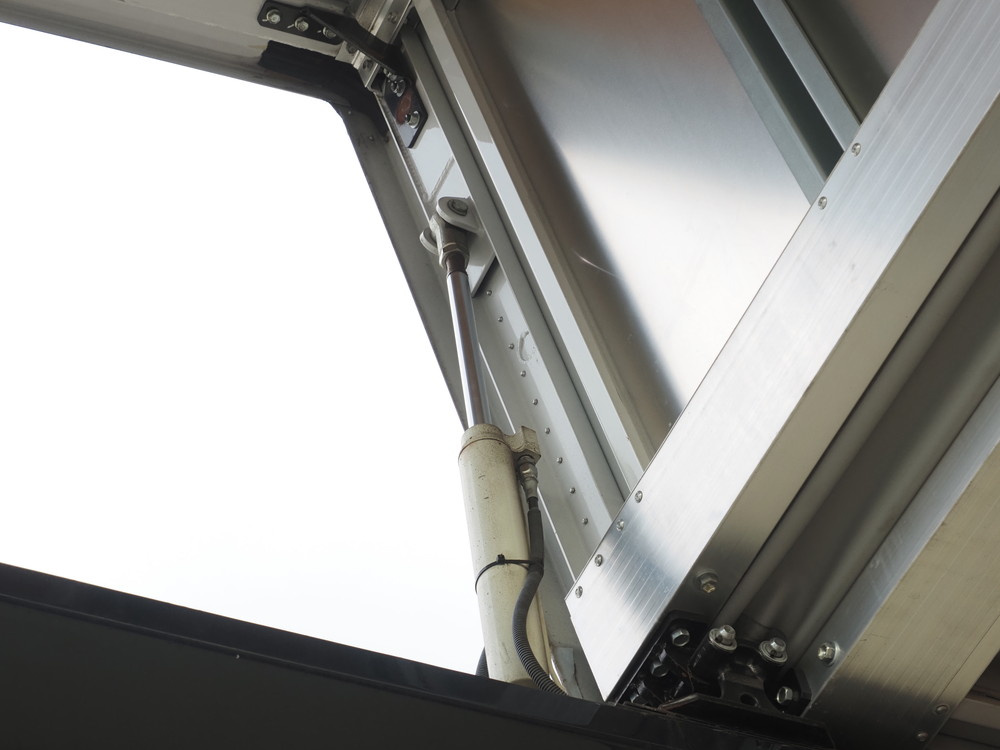 日野 プロフィア ウイング車 大型 QPG-FW1EXEG 年式 H27[写真16]