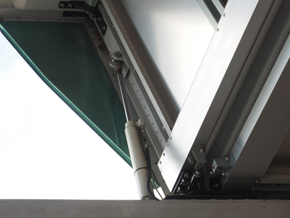 日野 プロフィア ウイング車 大型 QPG-FW1EXEG 年式 H27[写真21]