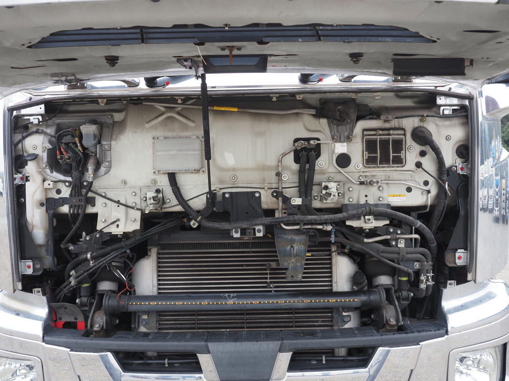 いすゞ ギガ トラクタ 大型 QKG-EXD52BD 年式 H29[写真40]