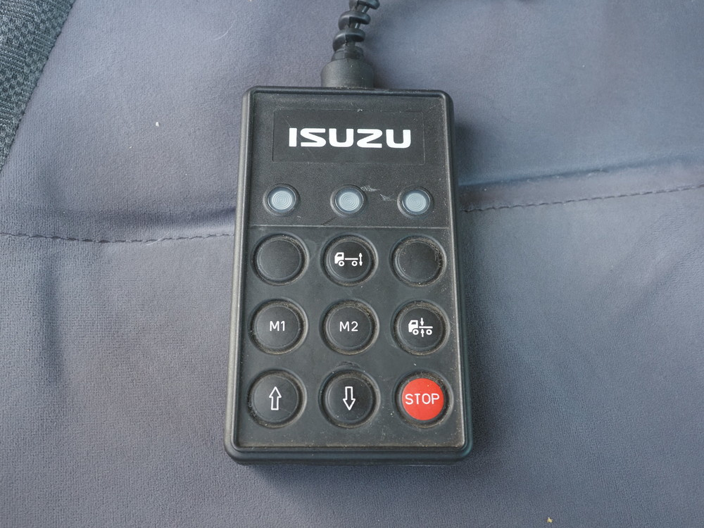 いすゞ フォワード ウイング車 中型 SKG-FRR90T2 年式 H23[写真37]