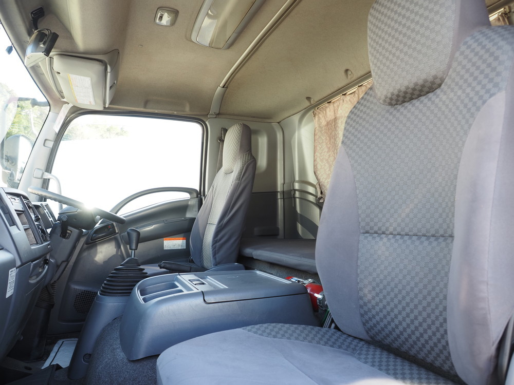 いすゞ フォワード ウイング車 中型 SKG-FRR90T2 年式 H23[写真40]