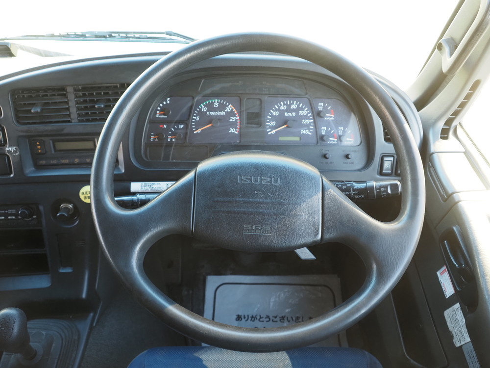 いすゞ ギガ ウイング車 大型 QKG-CYJ77A 年式 H26[写真29]