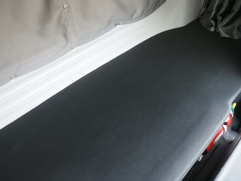 いすゞ ギガ ウイング車 大型 2PG-CYL77C 年式 H30[写真38]