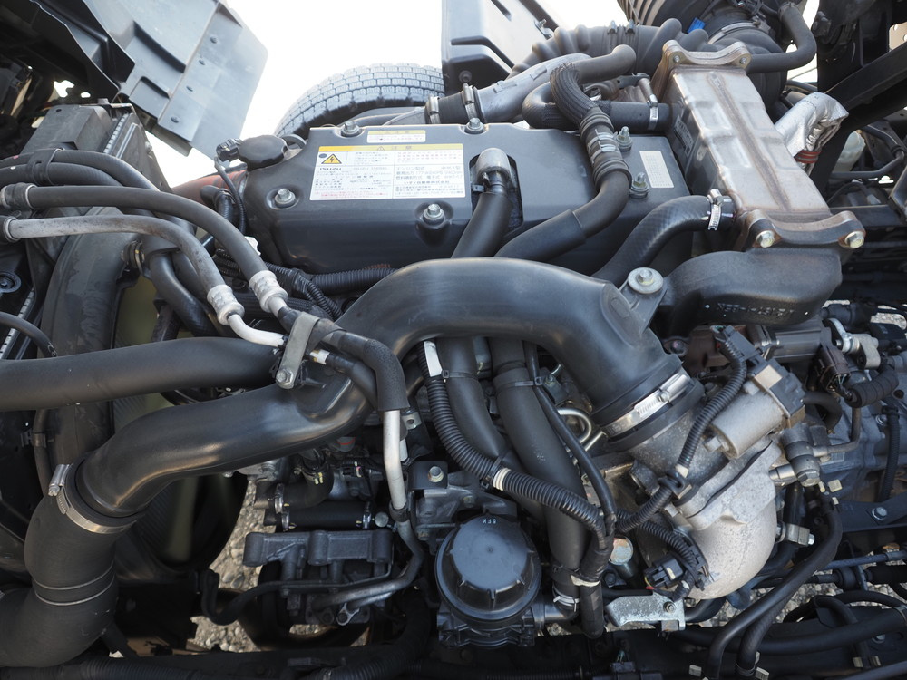 いすゞ フォワード ウイング車 中型 TKG-FRR90T2 年式 H28[写真47]