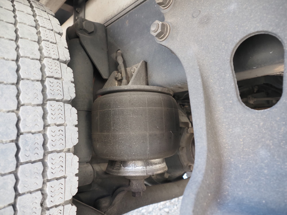 いすゞ フォワード ウイング車 中型 TKG-FRR90T2 年式 H28[写真42]