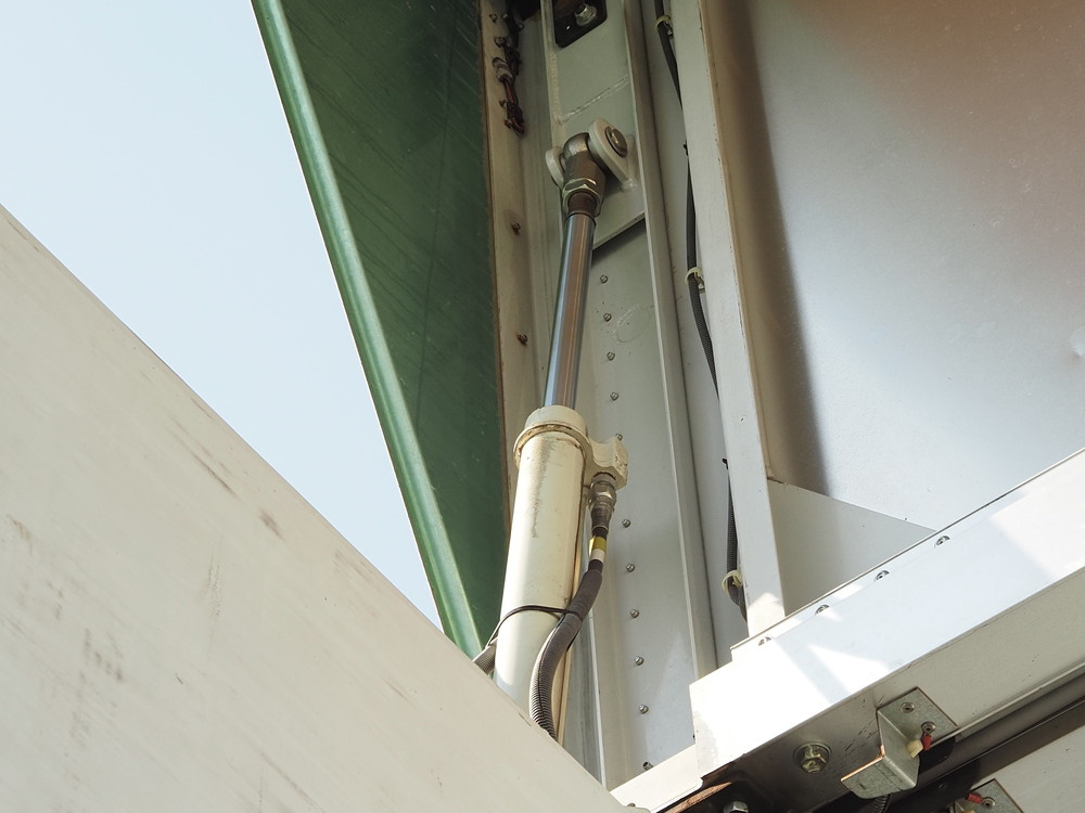 日野 レンジャープロ ウイング車 中型 TKG-FD9JLAA 年式 H27[写真17]