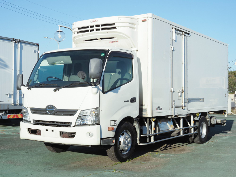 日野 デュトロ 冷凍バン 小型 TKG-XZU720M 年式 H27[写真01]