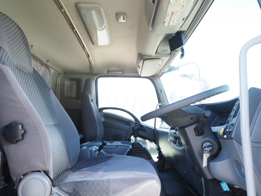 いすゞ フォワード バン車 中増t QPG-FTR34T2 年式 H29[写真28]