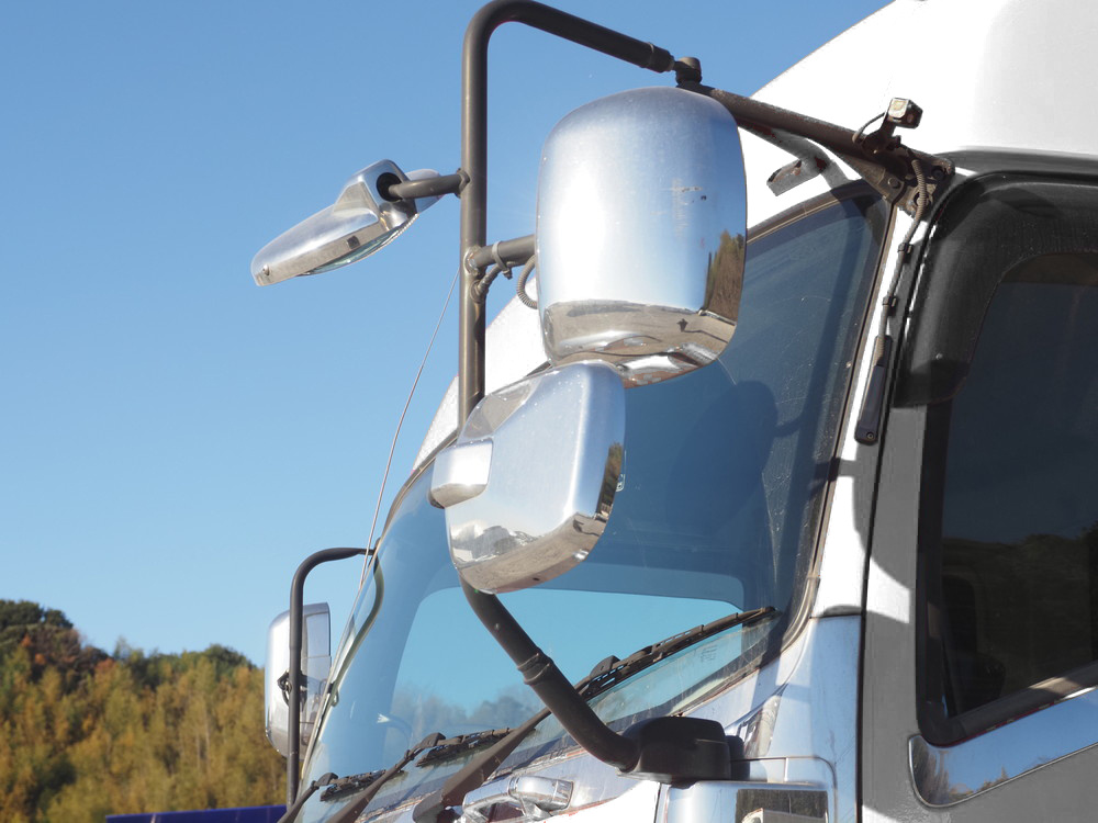 いすゞ ギガ トラクタ 大型 QKG-EXD52BD 年式 H29[写真08]