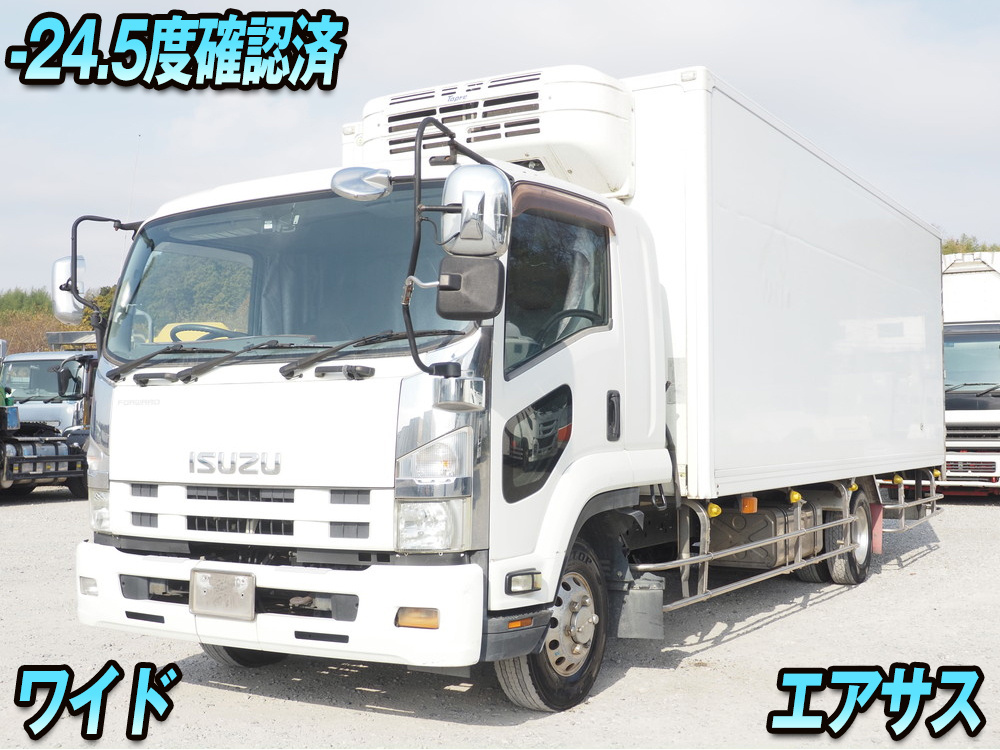 いすゞ フォワード 冷凍バン 中型 TKG-FRR90T2 年式 H26[写真01]