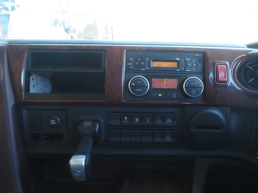 日野 プロフィア ウイング車 大型 2DG-FW1AHG 年式 R1[写真36]