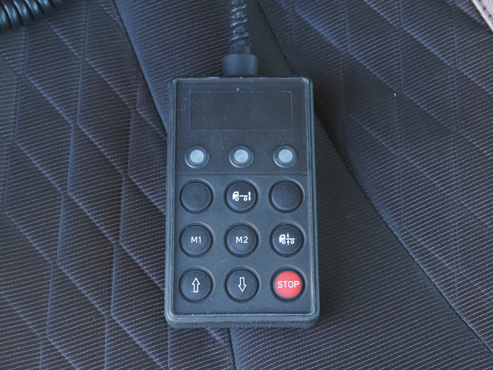 日野 プロフィア ウイング車 大型 2DG-FW1AHG 年式 R1[写真38]