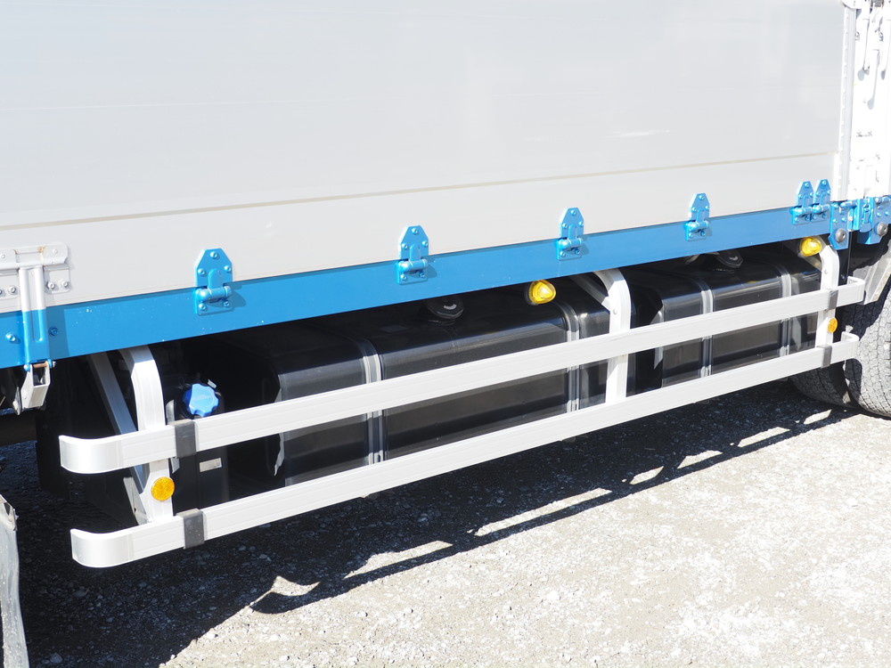 日野 プロフィア ウイング車 大型 2DG-FW1AHG 年式 R1[写真16]