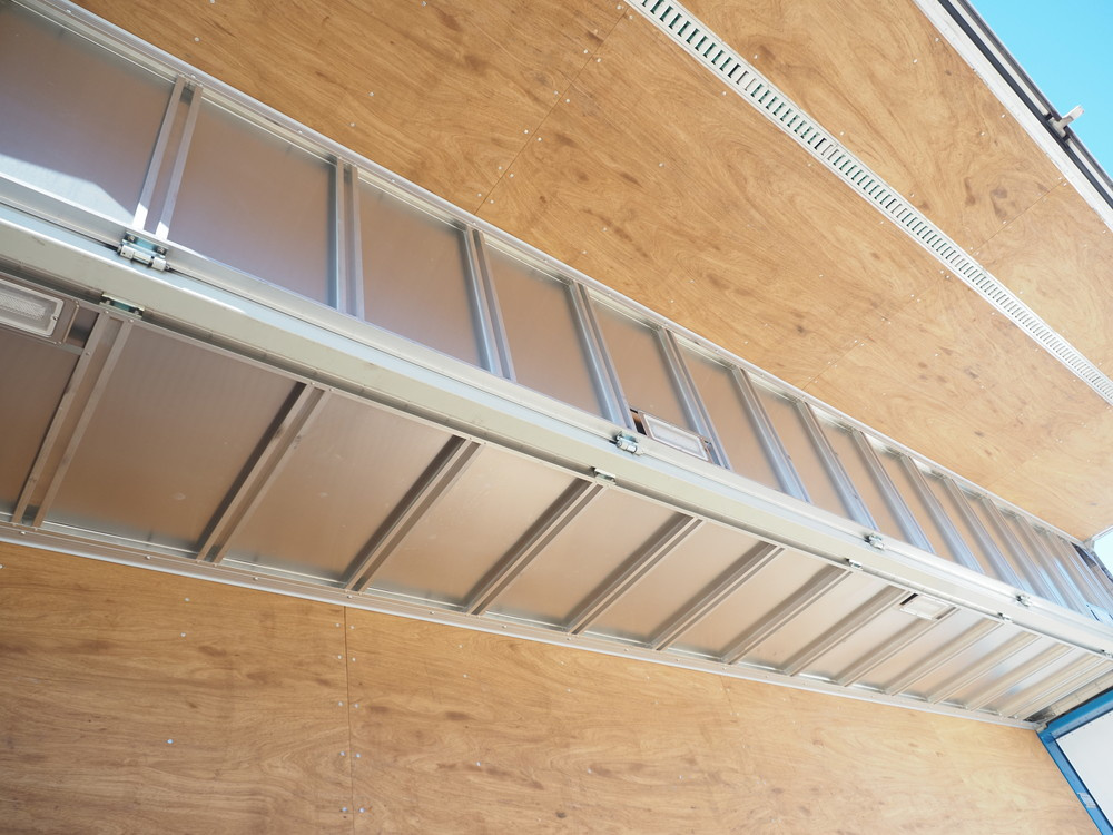 日野 プロフィア ウイング車 大型 2DG-FW1AHG 年式 R1[写真22]