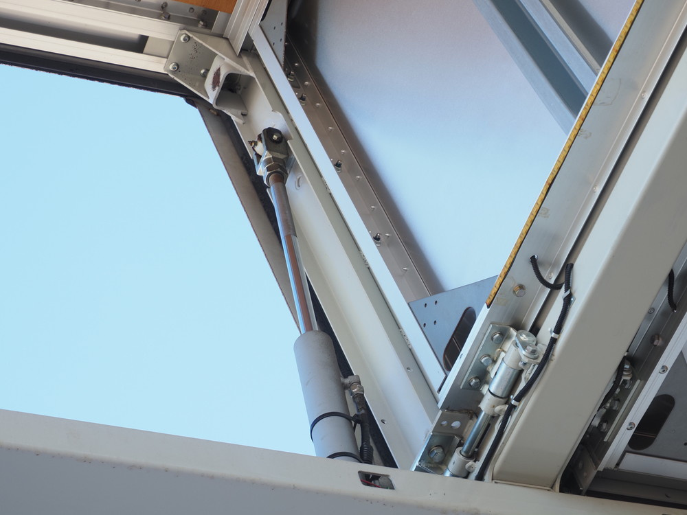 日野 プロフィア ウイング車 大型 QPG-FW1EXEG 年式 H28[写真14]