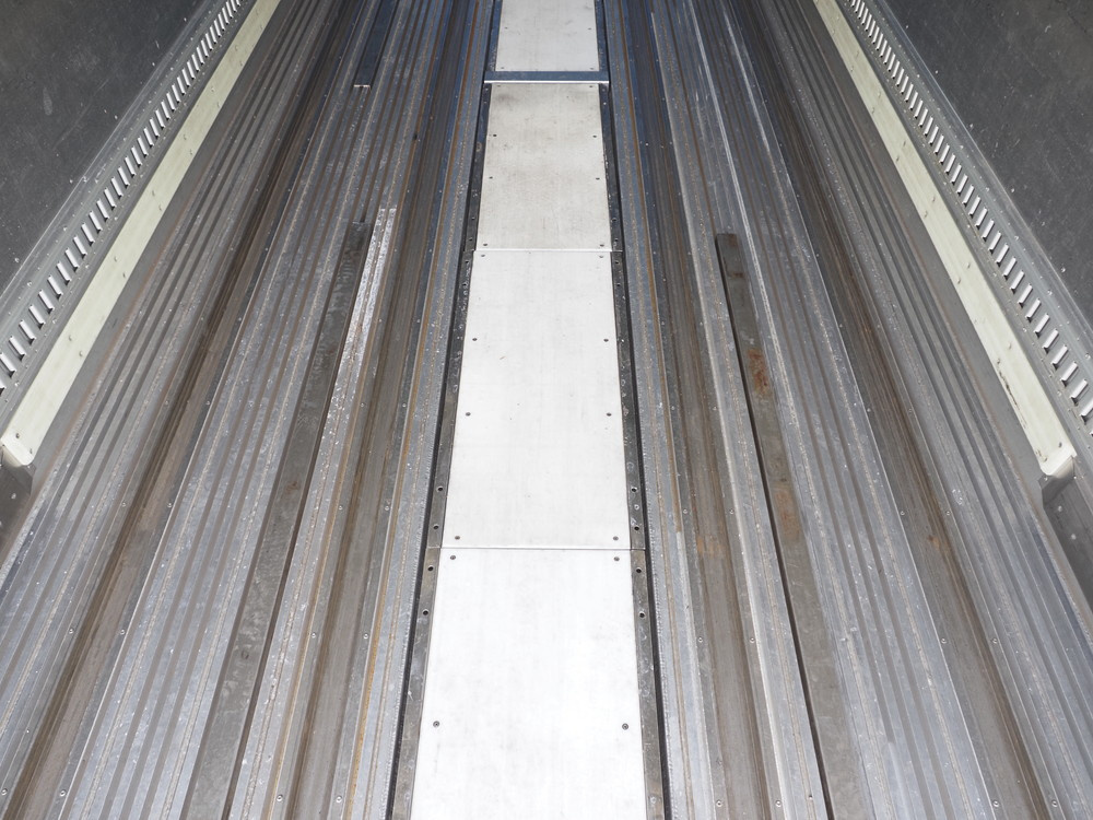 日野 プロフィア 冷凍バン 大型 2DG-FW1AHJ 年式 H30[写真17]