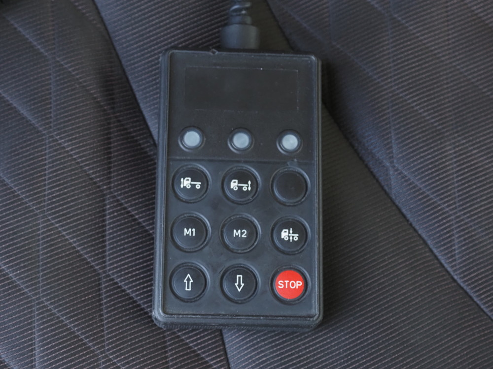 日野 プロフィア 冷凍バン 大型 2DG-FW1AHJ 年式 H30[写真29]