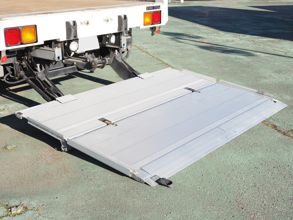 いすゞ フォワード ウイング車 中型 2RG-FRR90T2 年式 R1[写真26]