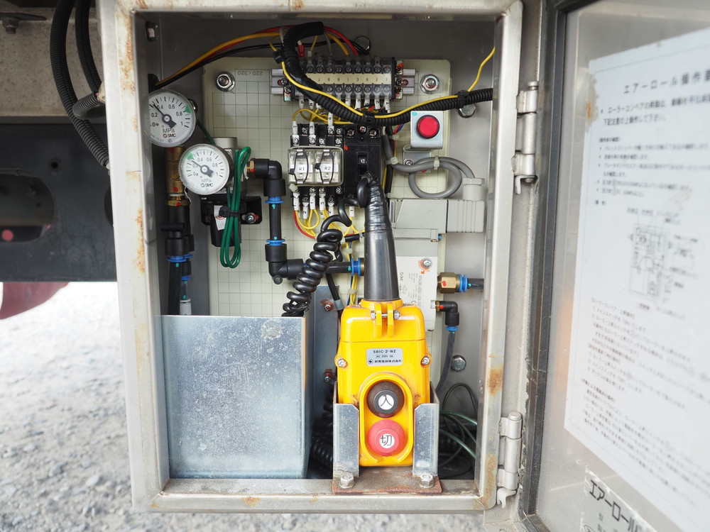 三菱ふそう ファイター 冷凍バン 中型 TKG-FK64F 年式 H24[写真17]