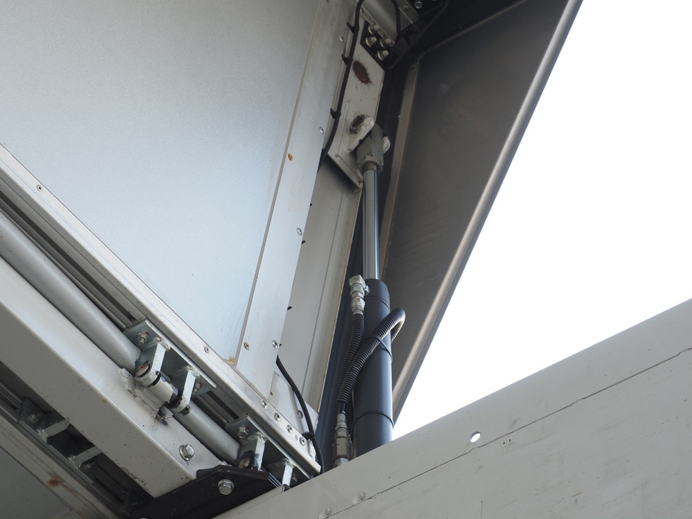 三菱ふそう スーパーグレート ウイング車 大型 QPG-FS64VZ 年式 H28[写真13]