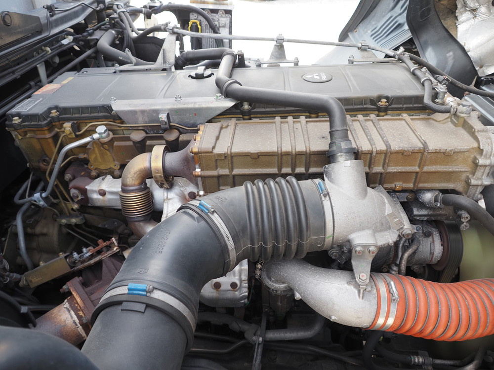 三菱ふそう スーパーグレート ウイング車 大型 QPG-FS64VZ 年式 H28[写真51]