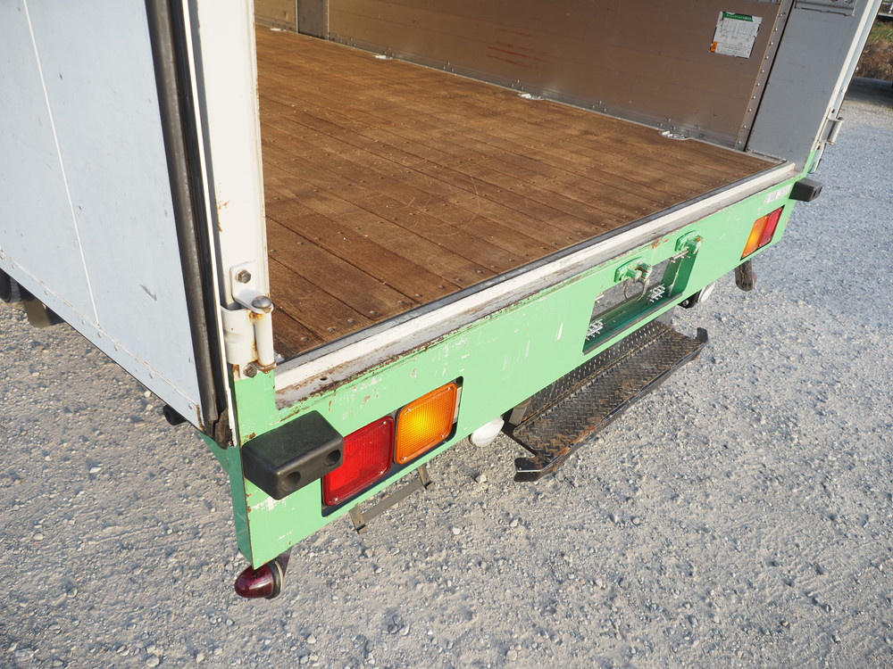 いすゞ フォワード ウイング車 中型 TKG-FRR90S2 年式 H28[写真26]