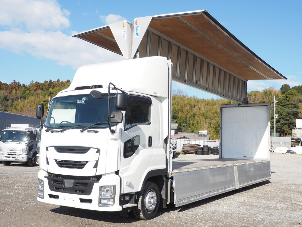 いすゞ ギガ ウイング車 大型 2PG-CYJ77C 年式 R1[写真03]