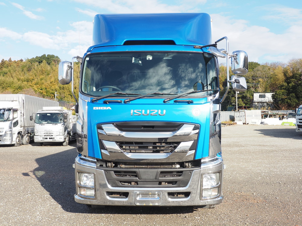 いすゞ ギガ ウイング車 大型 QPG-CYJ77B 年式 H29[写真03]