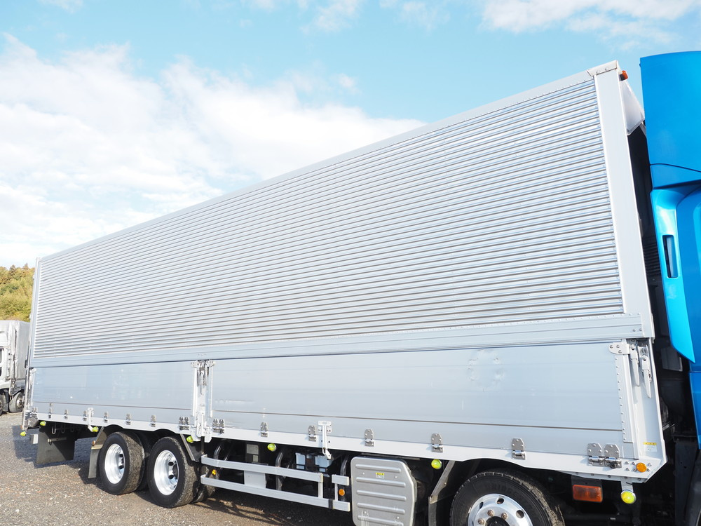 いすゞ ギガ ウイング車 大型 QPG-CYJ77B 年式 H29[写真13]