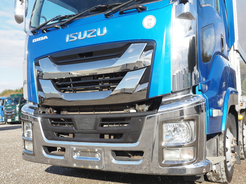 いすゞ ギガ ウイング車 大型 QPG-CYJ77B 年式 H29[写真08]