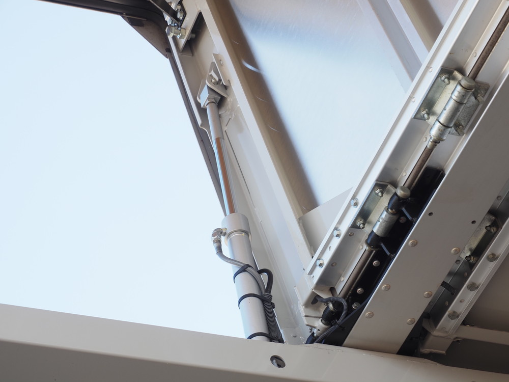 いすゞ フォワード ウイング車 中型 2RG-FRR90T2 年式 H30[写真14]