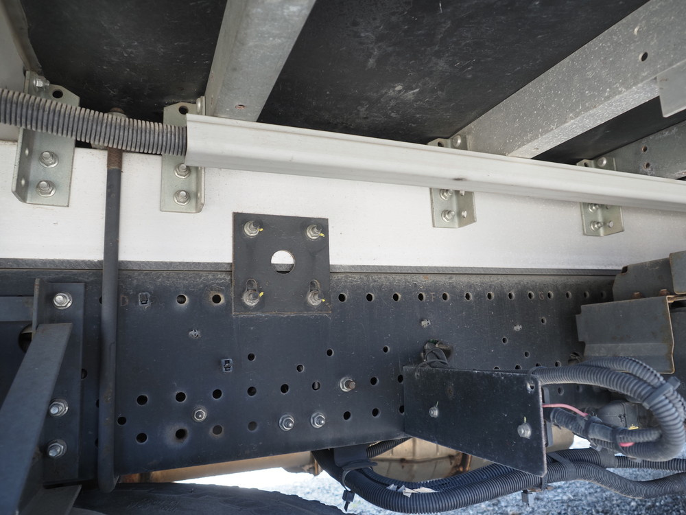 いすゞ フォワード ウイング車 中型 2RG-FRR90T2 年式 H30[写真47]