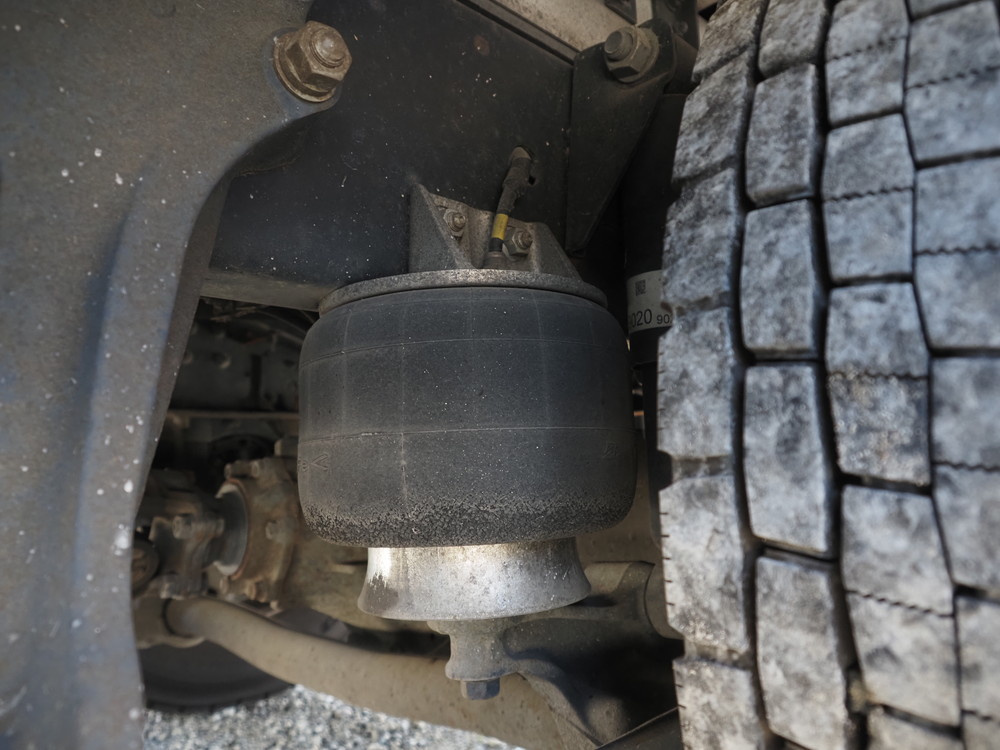 いすゞ フォワード ウイング車 中型 2RG-FRR90T2 年式 H30[写真46]